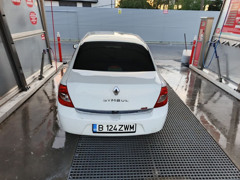 RENAULT Symbol 2010 — imagine 3