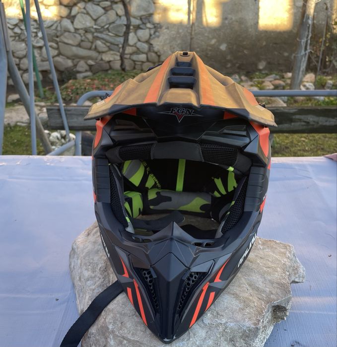 Каска за кросов мотор L размер