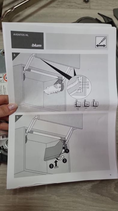 Blum Aventos HL. sistem ușă bucătărie