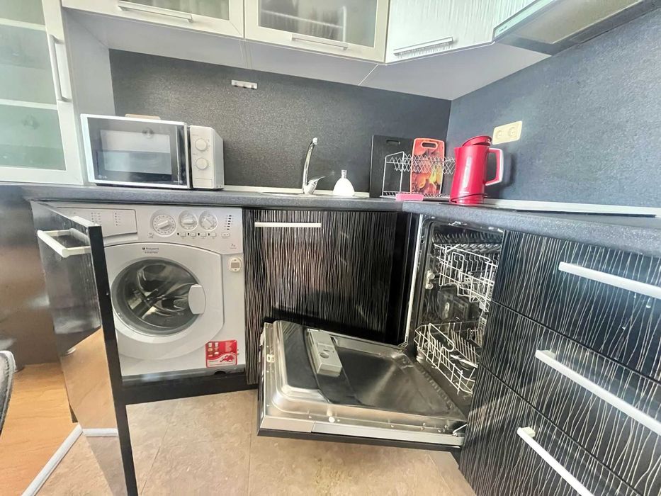 Продава се Тристаен апартамент в Несебър - 99 кв.м за 1869 €/кв.м - Снимка #7