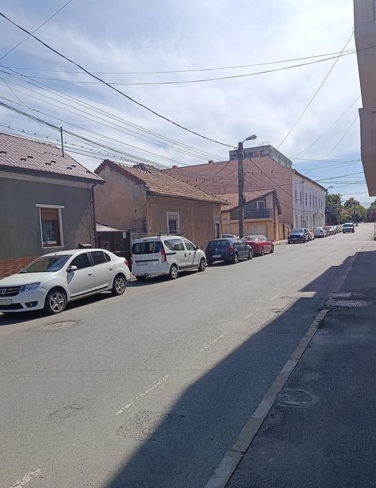 Casă ultracentral– Podgoria Proprietar