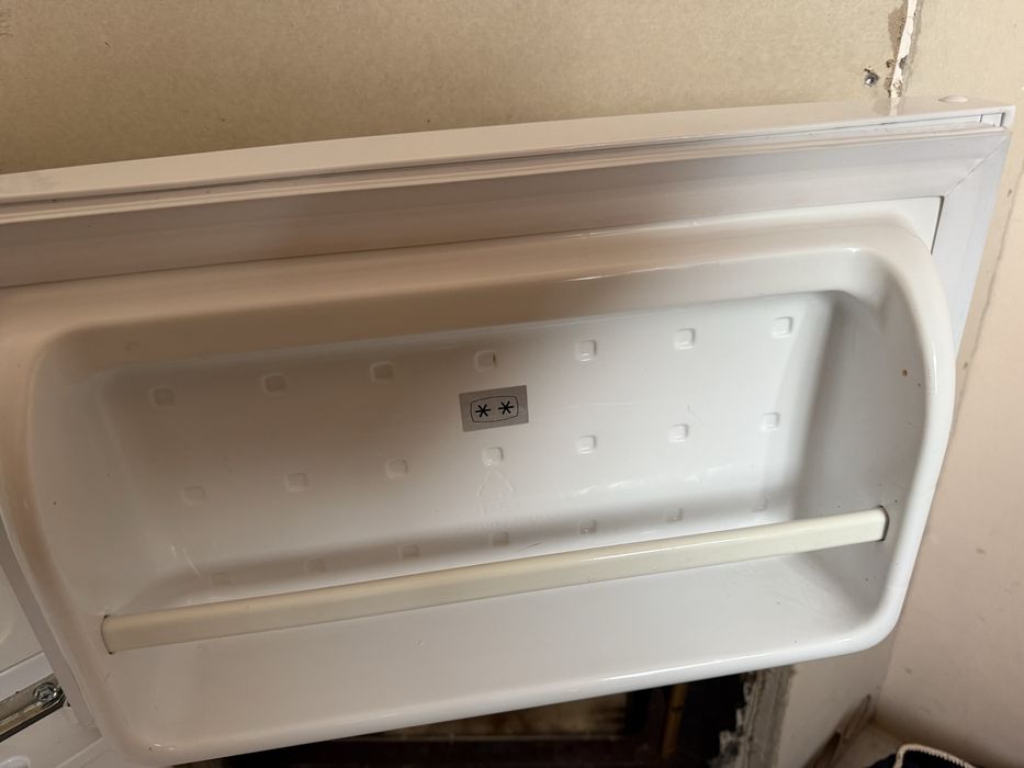 Хладилник Arielli