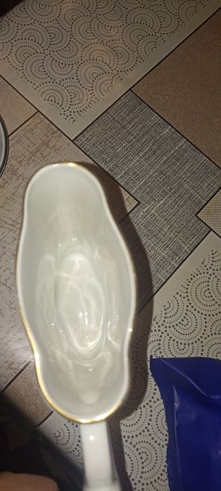 Продаю поилник для минеральной воды