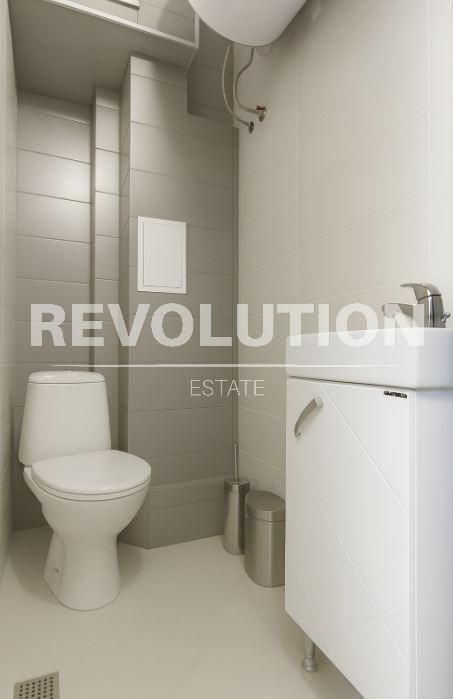 Дава се под наем Двустаен апартамент в Варна, ВИНС - 87 кв.м за 700 € - Снимка #3