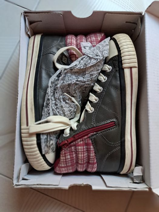 Кецове British knight