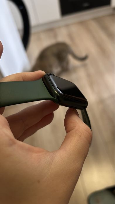 Продам apple watch 7 41mm green