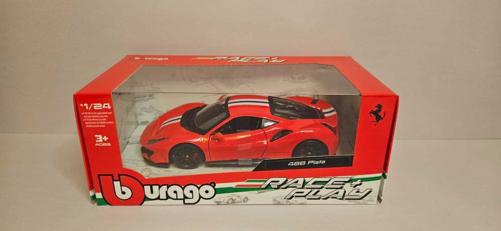 Macheta Masinuta Bburago 1:24 Ferrari 488 Pista Rosu Alb