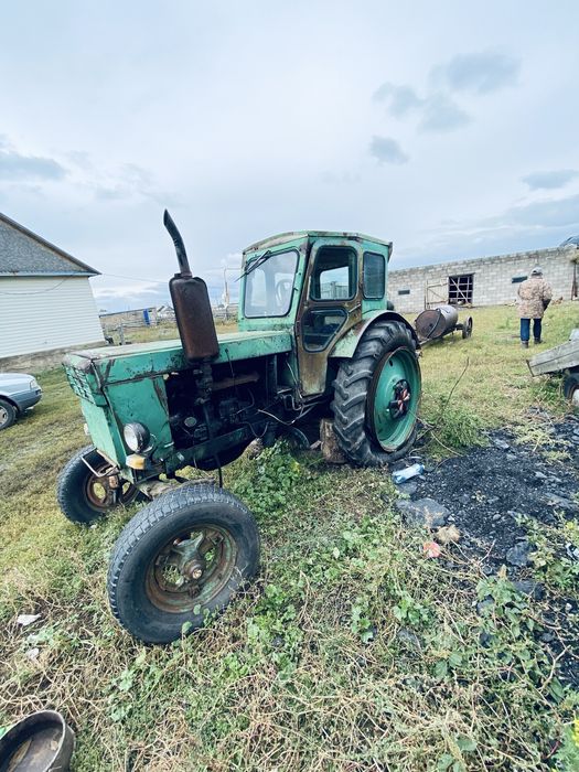 Продам трактор т40 не на ходу