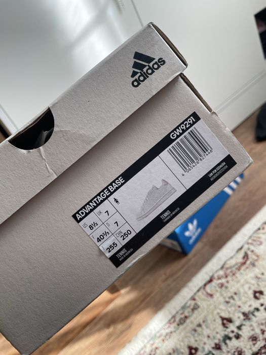 Кроссовки adidas новые