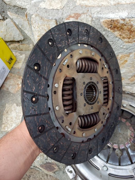 Kit Ambreiaj bmw e60 520d n47 177cp Facelift an 2009