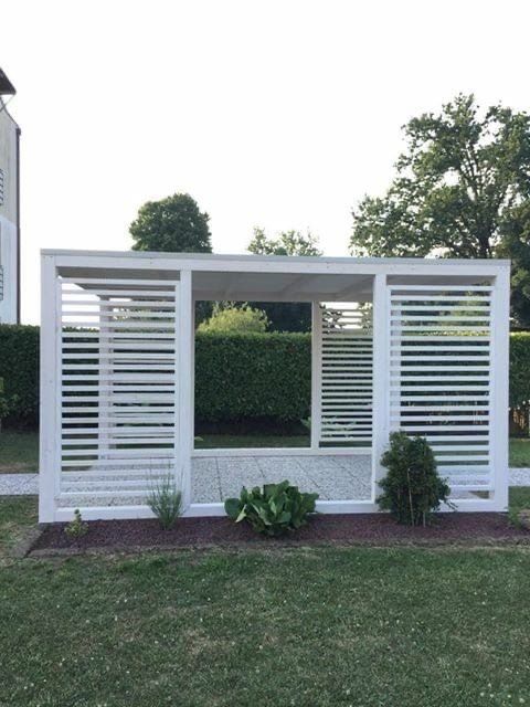 Foisoare si casute de lemn