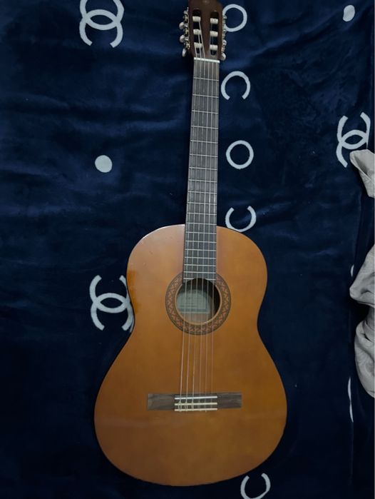 Yamaha c40 гитара