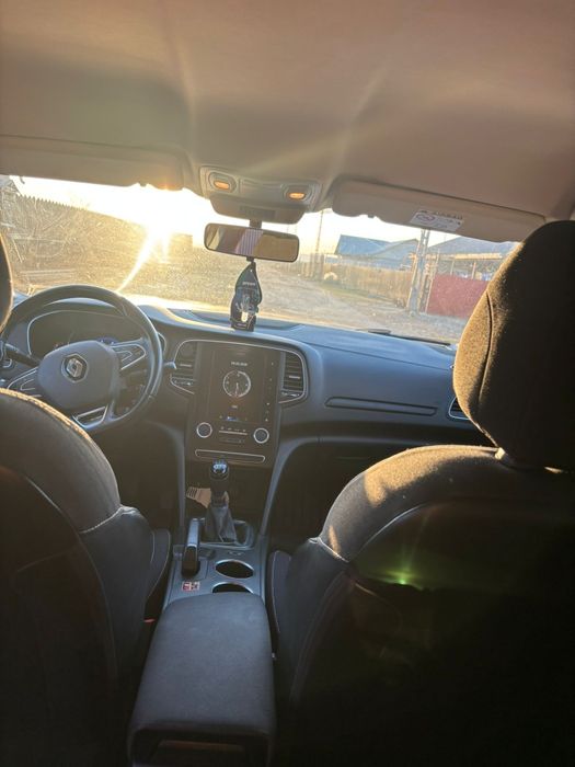 Se vinde renault megane 4