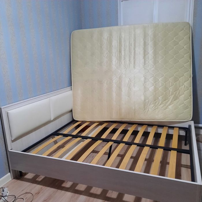 Продается кровать двухместный