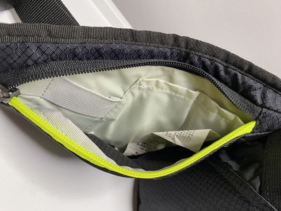 Сумка для бега Nike