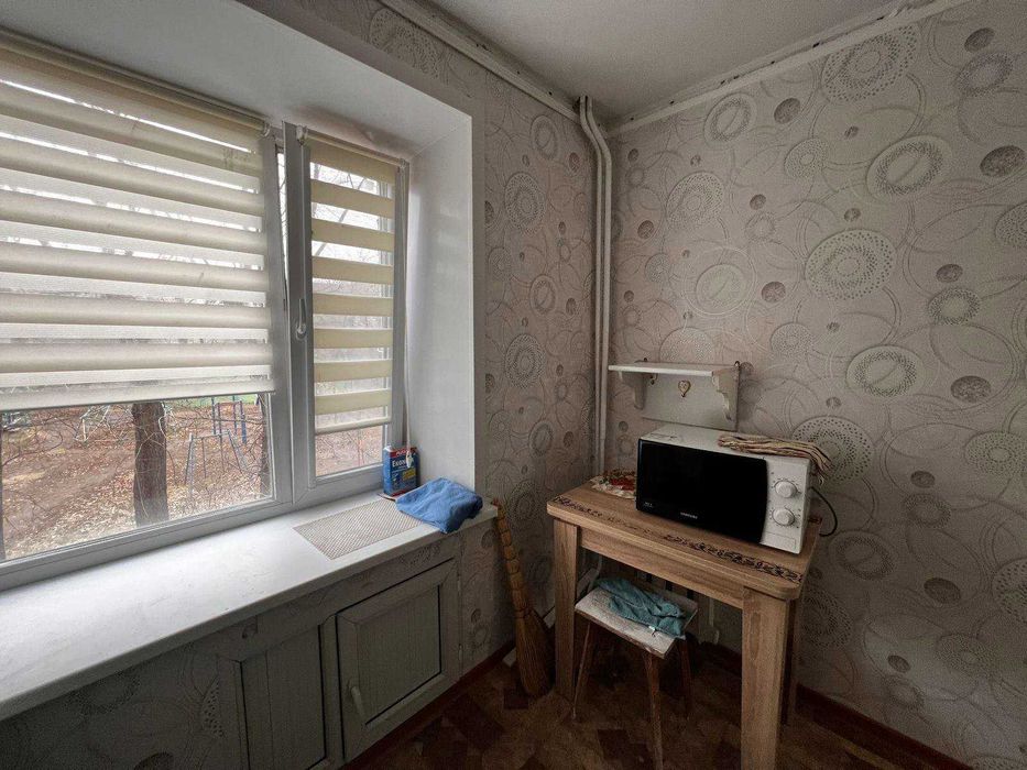 Продаётся 3-комнатная в Центре.