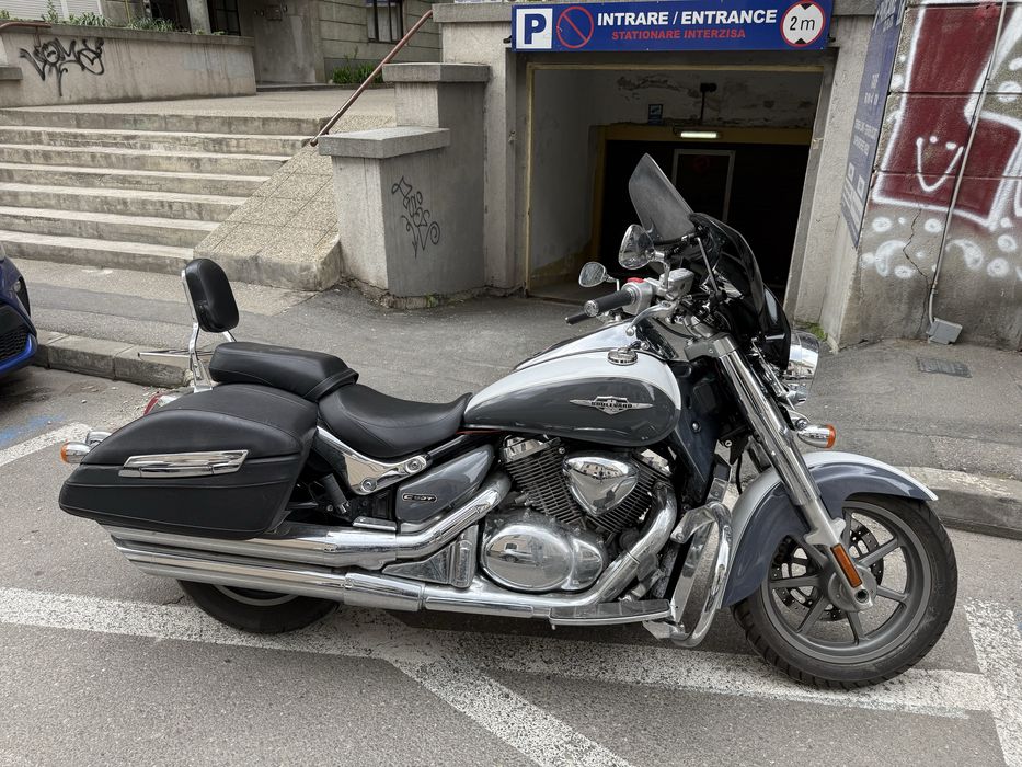 Suzuki Boulevard C90T