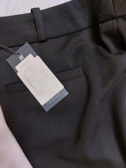 Продам новые классические брюки