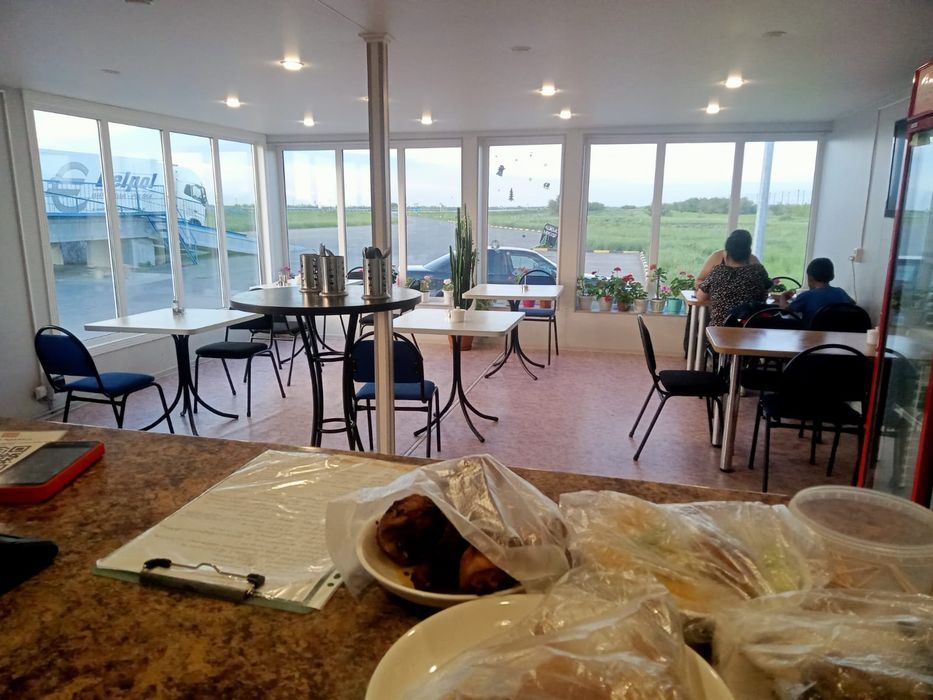 Продам кафе по трассе