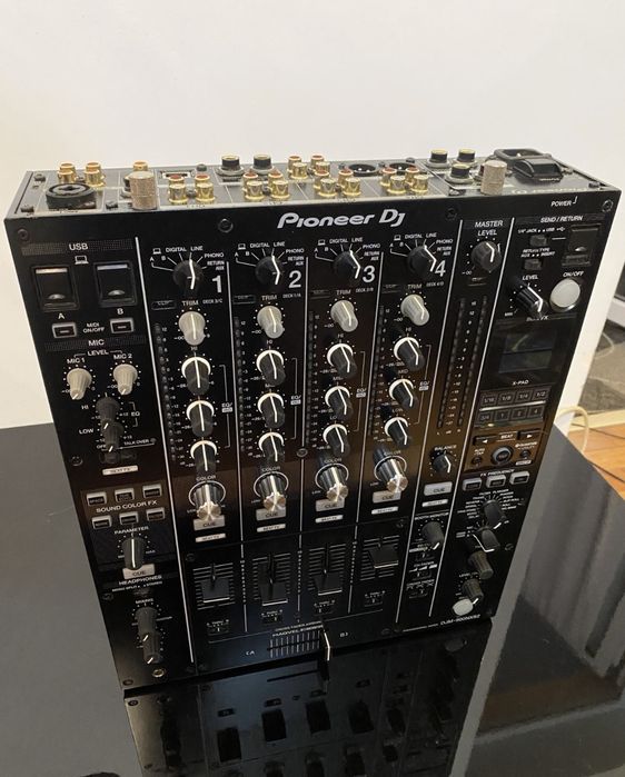 Mixer Pioneer DJM 900 Nexus 2