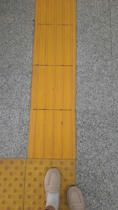 Тактильный плитка  МГН