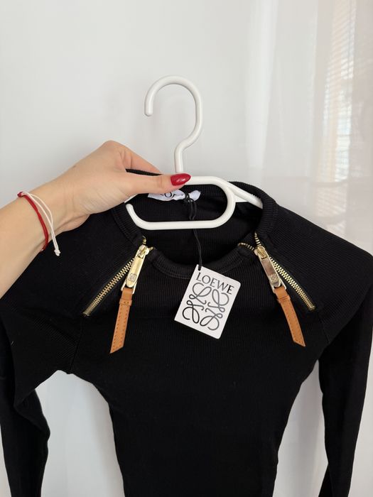 Чисто нова блуза