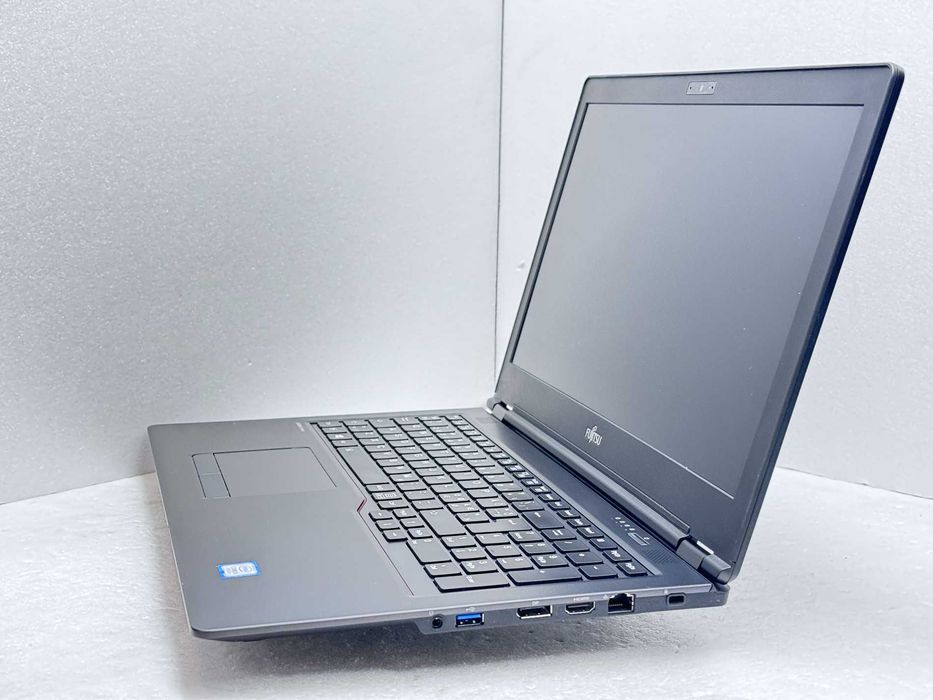 Реновиран Fujitsu U757 15.6 IPS FHD i5-7200U 8GB 256GB гаранция