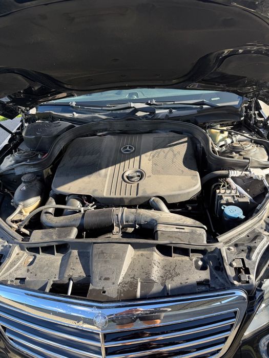 Mercedes-Benz E200