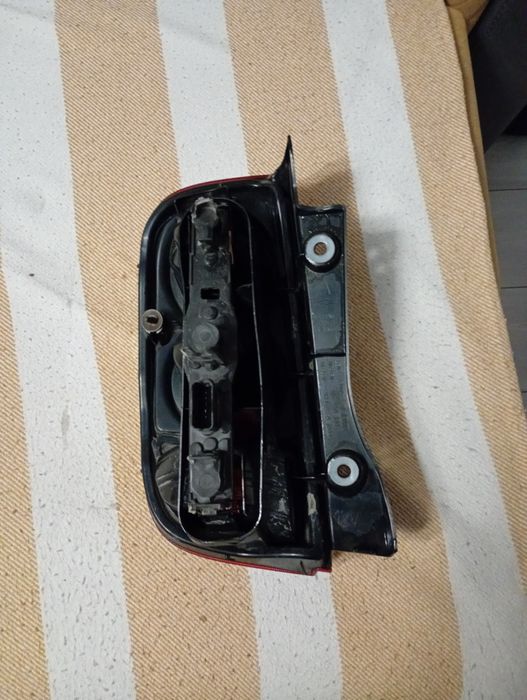 Заден десен стоп за Нисан Микра К12