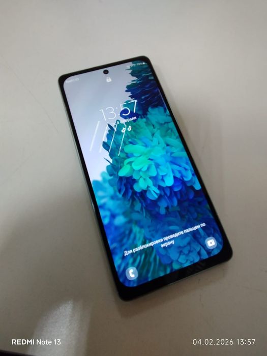 Samsung s20 FE ОБМЕНЯЮ
