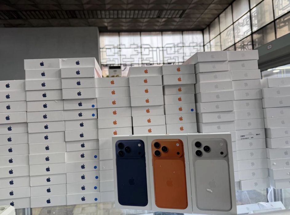 iPhone 17 pro 256 e-sim orange с годовой гарантией