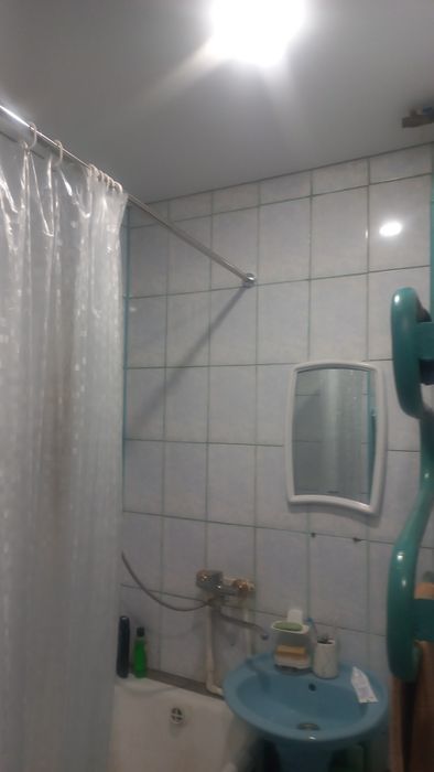 Продам двухкомнатную  квартиру