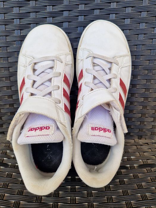 Детски маратонки Adidas за момиче