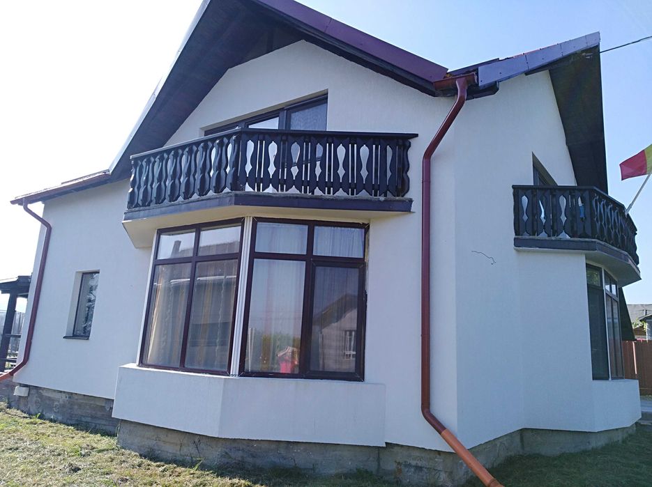 Vand casa 5 cam./3 bai/1800mp