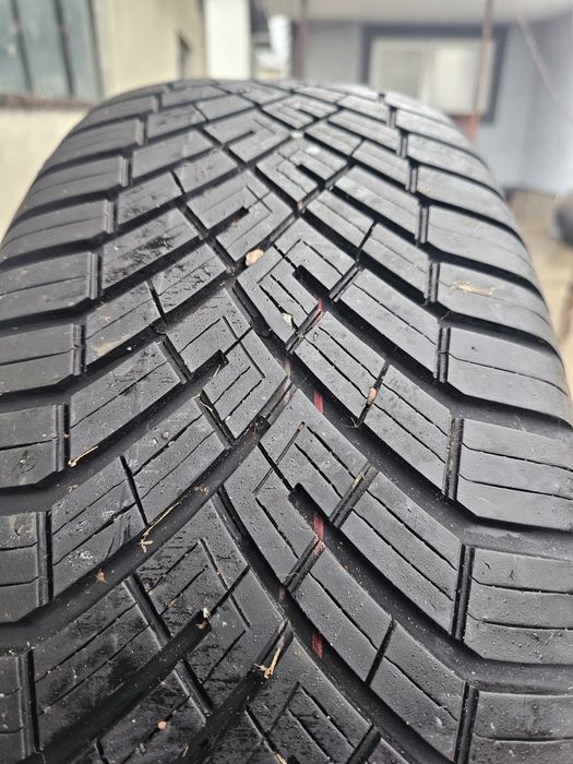 Anvelope 235 60 r18 continental