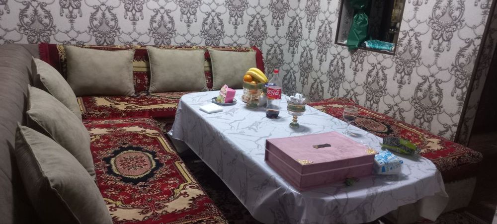 Srochno uy sotiladi hamma waroit bor