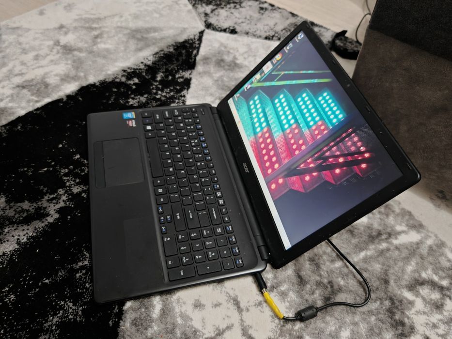Laptop Acer Aspire i5