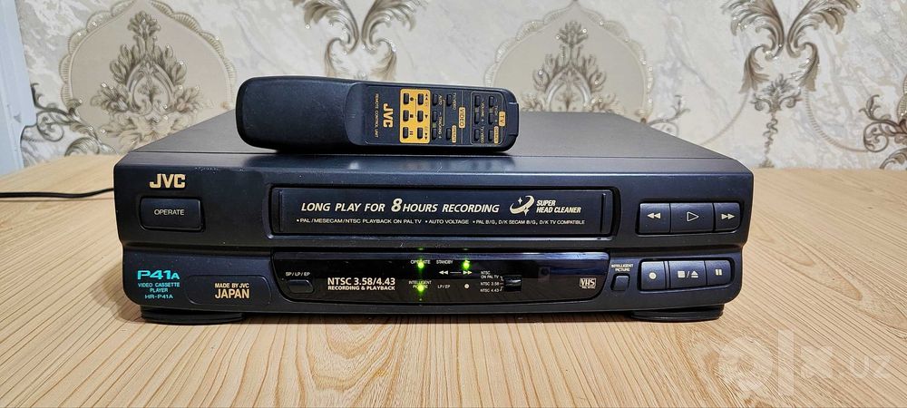 видеомагнитафон JVC