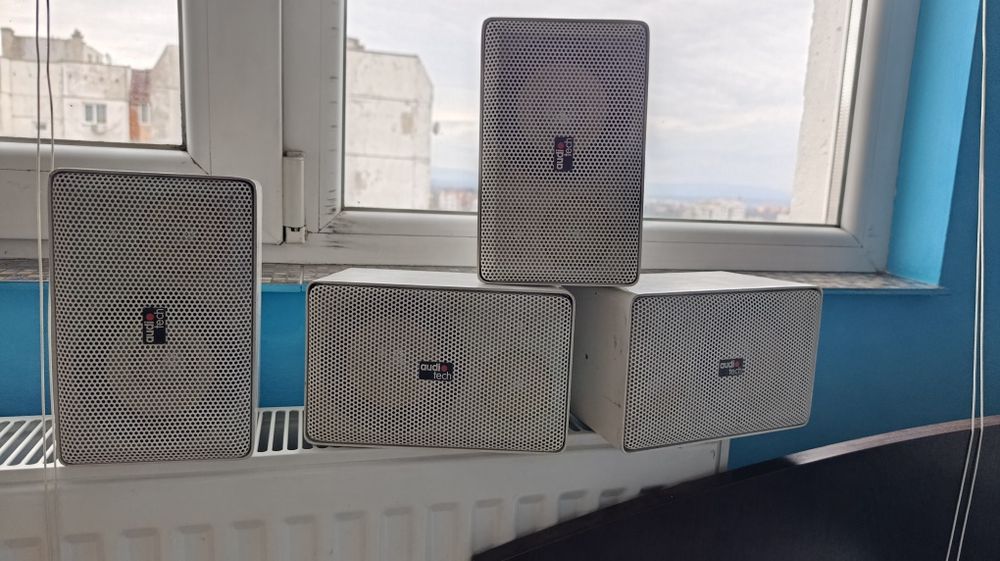 4 броя тонколони audiotech
