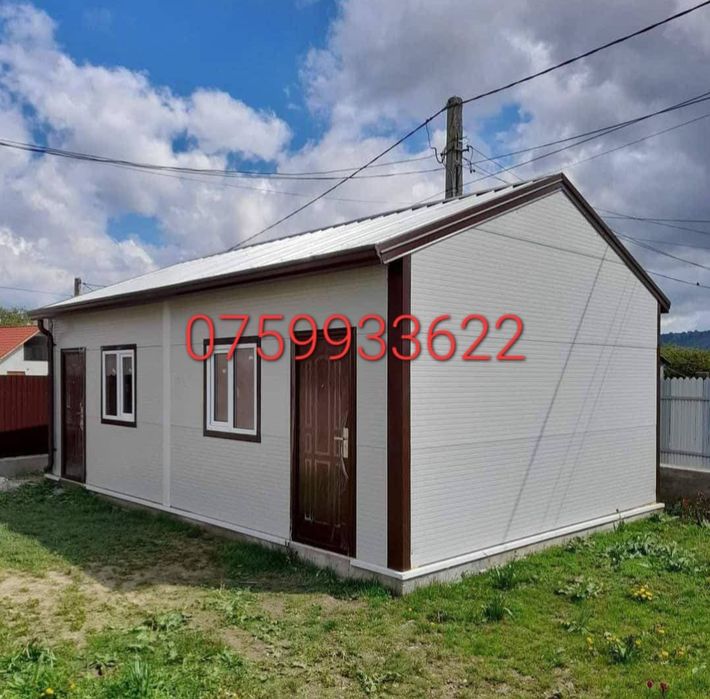 Vindem case din panouri sandwich