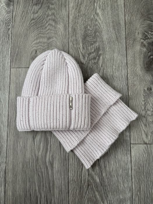 Продам шапку и снуд