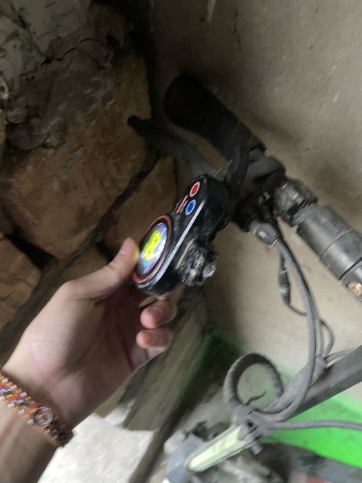 Продам электро самокат