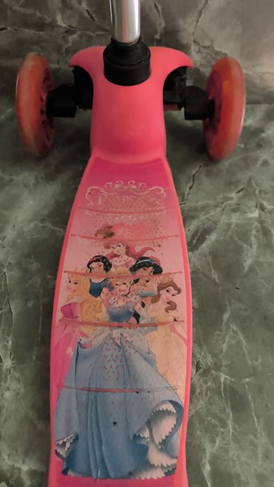 Продам самокат в хорошем состоянии