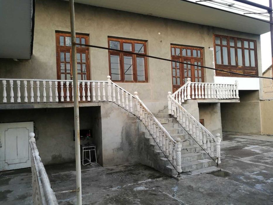 Uy sotiladi, 8 sotix