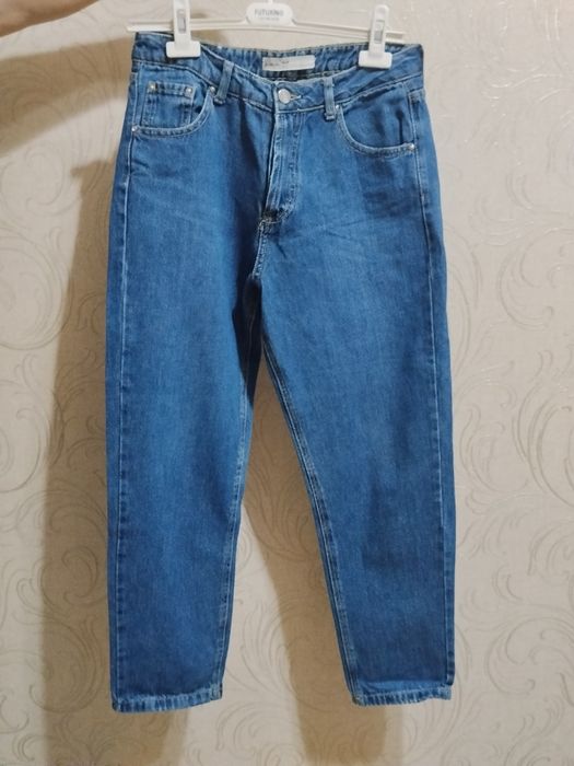 Продам джинсы женские