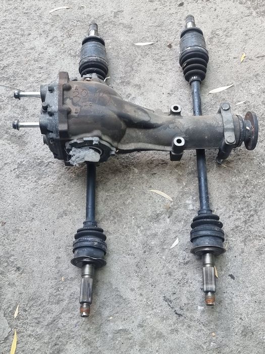 Задний редуктор на Subaru   Outbask .