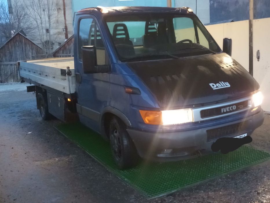 Vând iveco daily