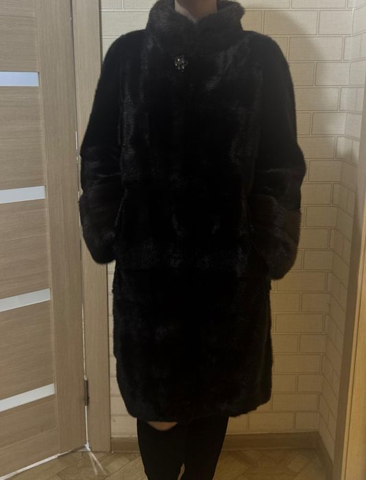 Продам норковую шубу