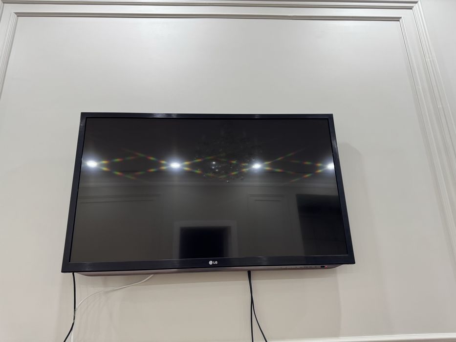 Продам телевизор LG