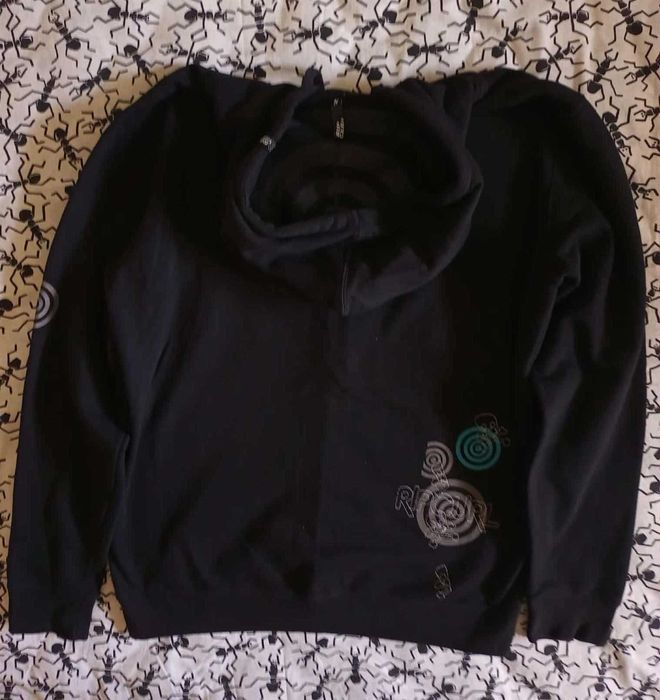 Суичър "Rip Curl" размер XL  и "686" размер L